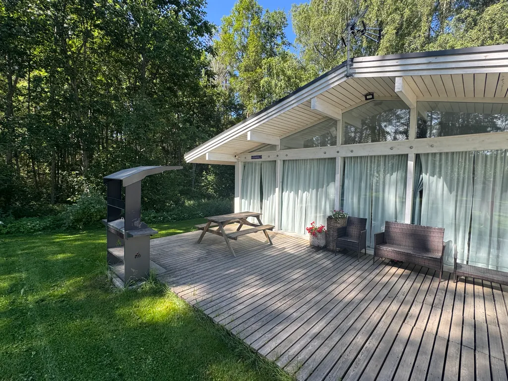 Коттедж Коттедж Панорамные окна на природу и крутой активный отдых — Борисово