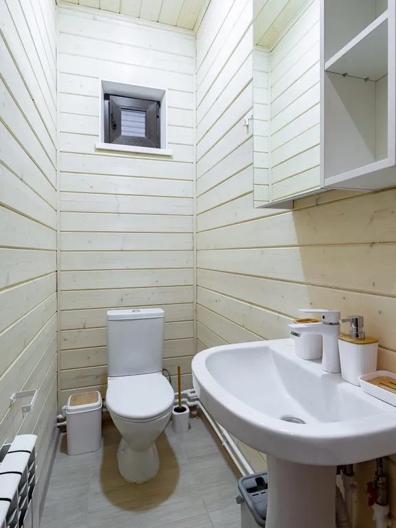 Уютный коттедж с горячей купелью и сауной - 10 минут от города