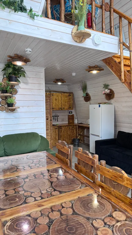 Уютный трёхэтажный дом