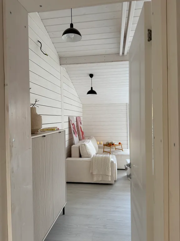 Уютный дом с видом на лес