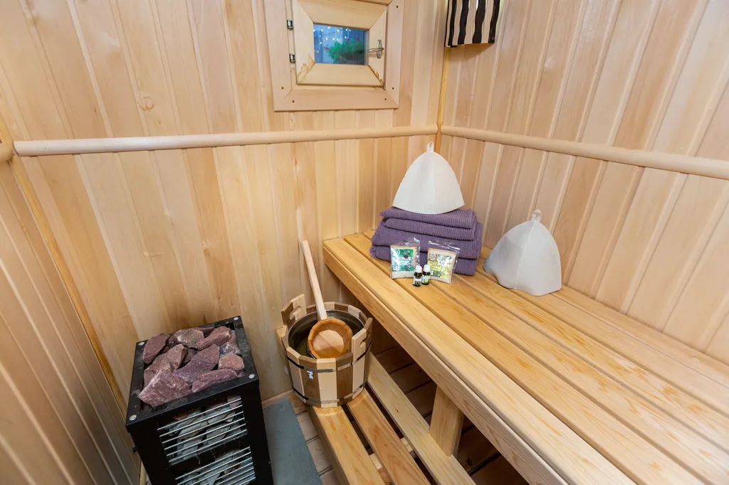 Семейный домик с финской сауной