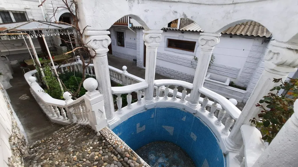 Дом на берегу моря