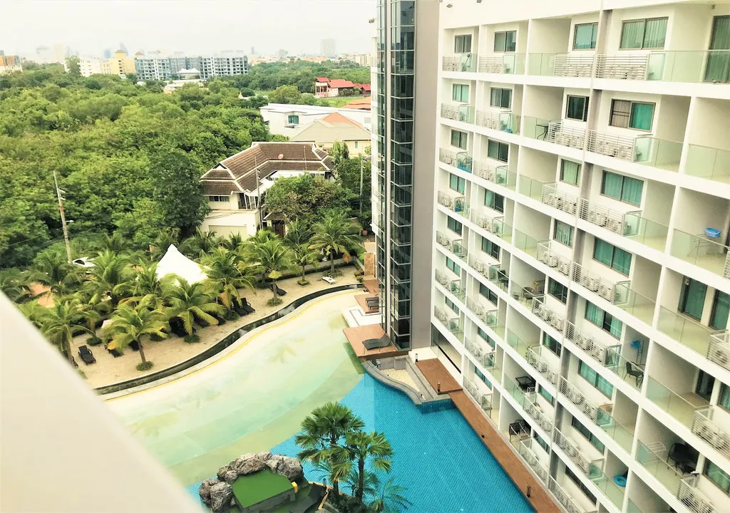 Комфортная квартира с выходом в бассейн