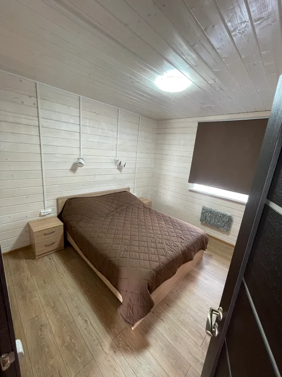 Коттедж Уютный коттедж с видом на озеро Врево — Володарское