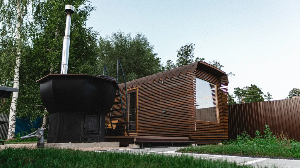 Коттедж Уютный домик в лесу — Новая