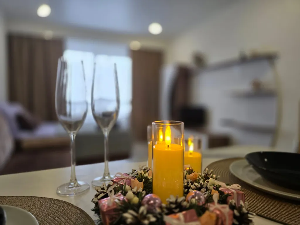 Уютная студия с видом на город