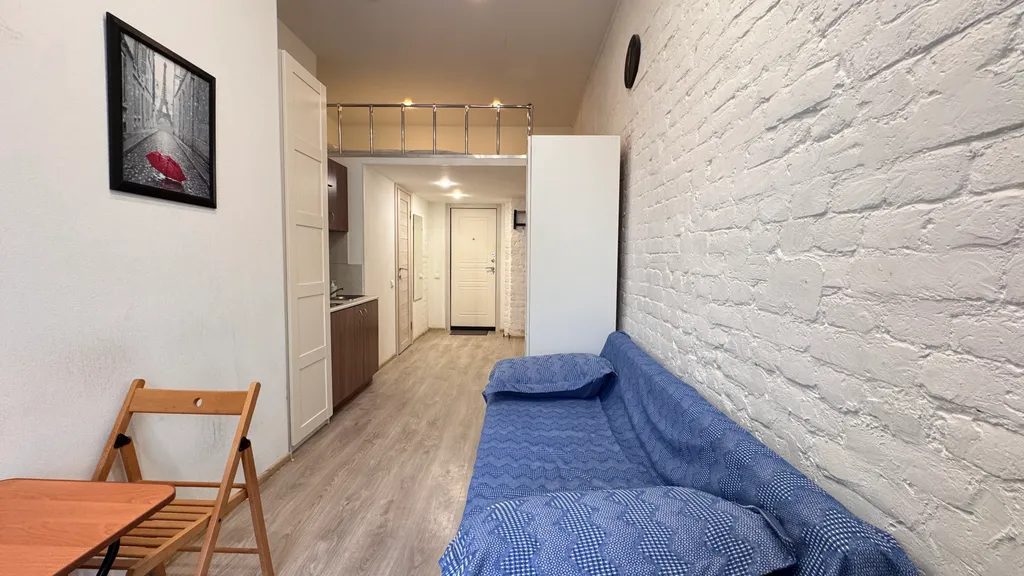 Двухуровневая квартира-студия в центре города