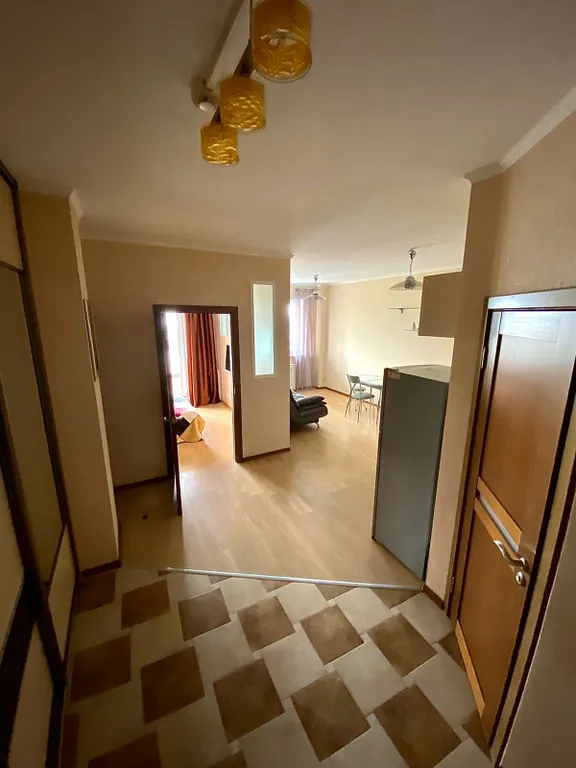 Sutki Rent с видом на Смольный собор