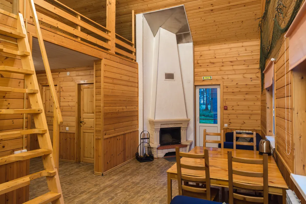 Восьмиместный коттедж на базе отдыха Денисов мыс