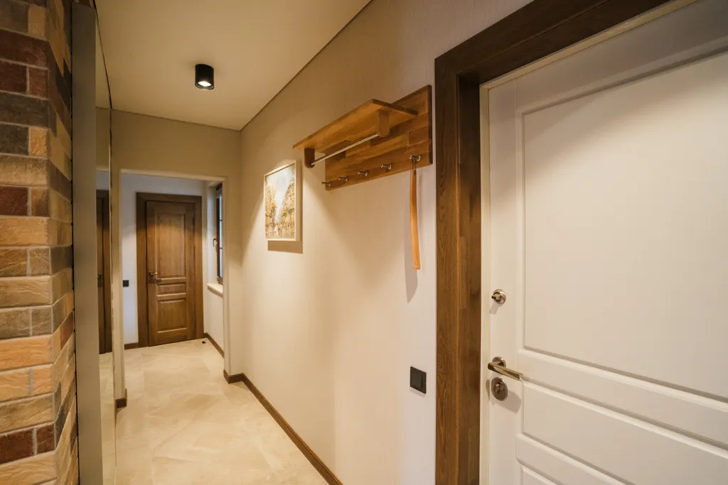 Красивый современный апартамент с 3 спальнями. Камин. Терраса. Горы.