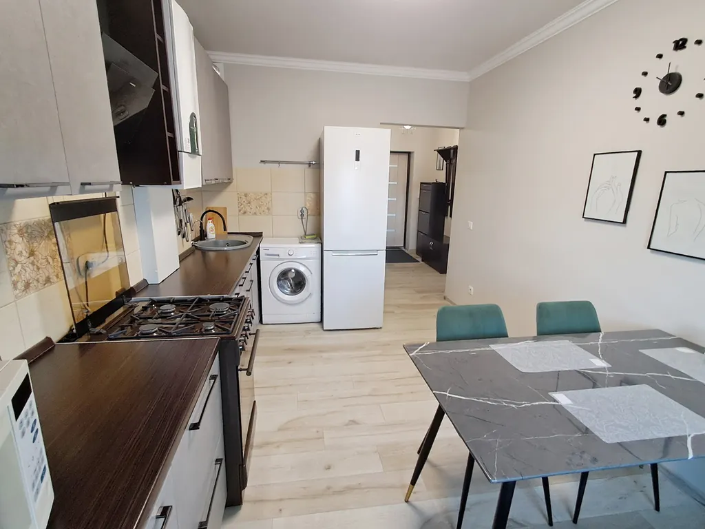 Люкс Янтарный у парка с автономным отоплением и парковкой