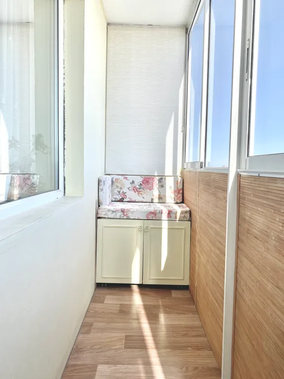 Просторная однокомнатная квартира с прямым выездом на трассу