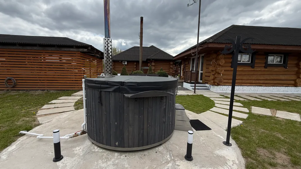 Домик у реки