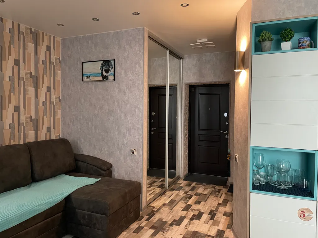 Студия с видом на Волгу