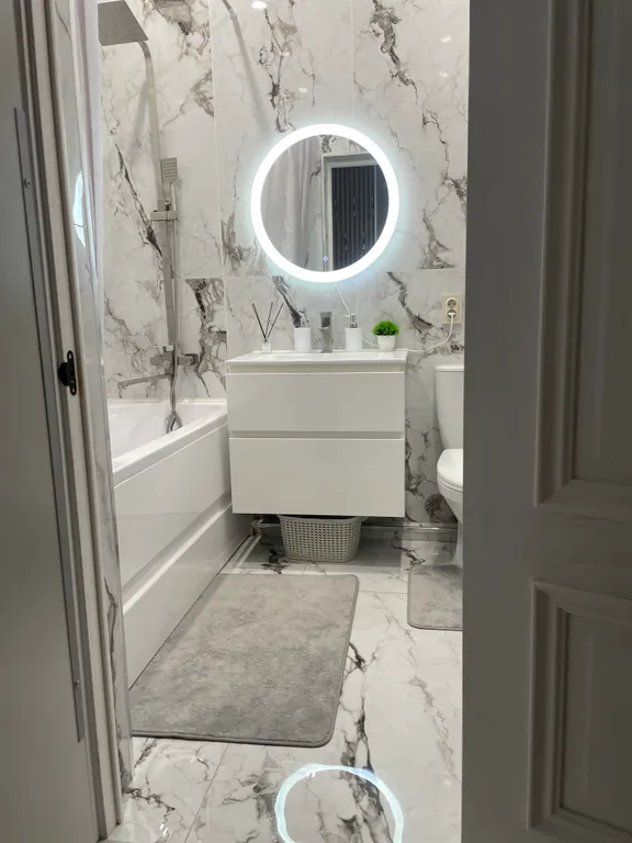 Красивая  евродвушка в шаговой доступности от нескольких пляжей