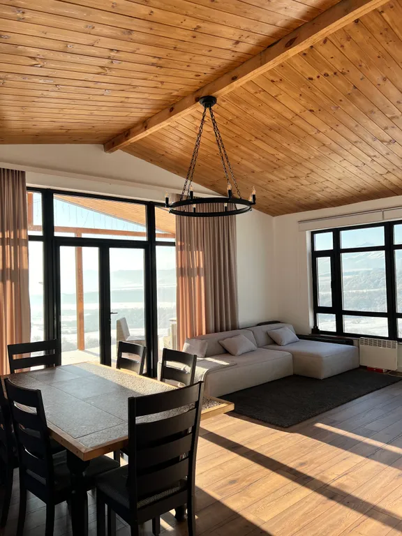 Коттедж Домик на холме с видом на лес и горы — аренда посуточно в Нальчик