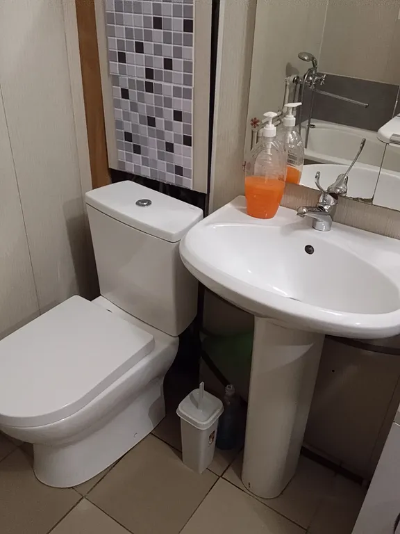 Студия в современном новом доме на проспекте Строителей