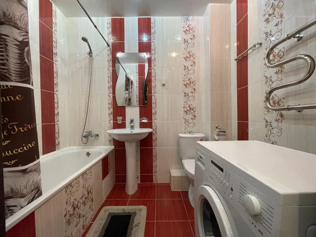 Апартаменты в центре, 1 минуте до ЦУМ и набережной