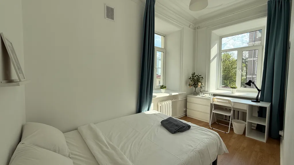 Квартира Светлая и уютная комната у м. Парк Культуры — аренда посуточно в Москва