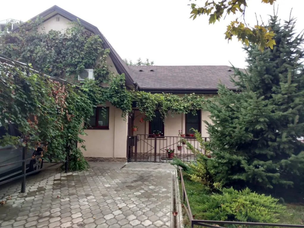 Коттедж Мансардный этаж с отдельным входом — Анапа