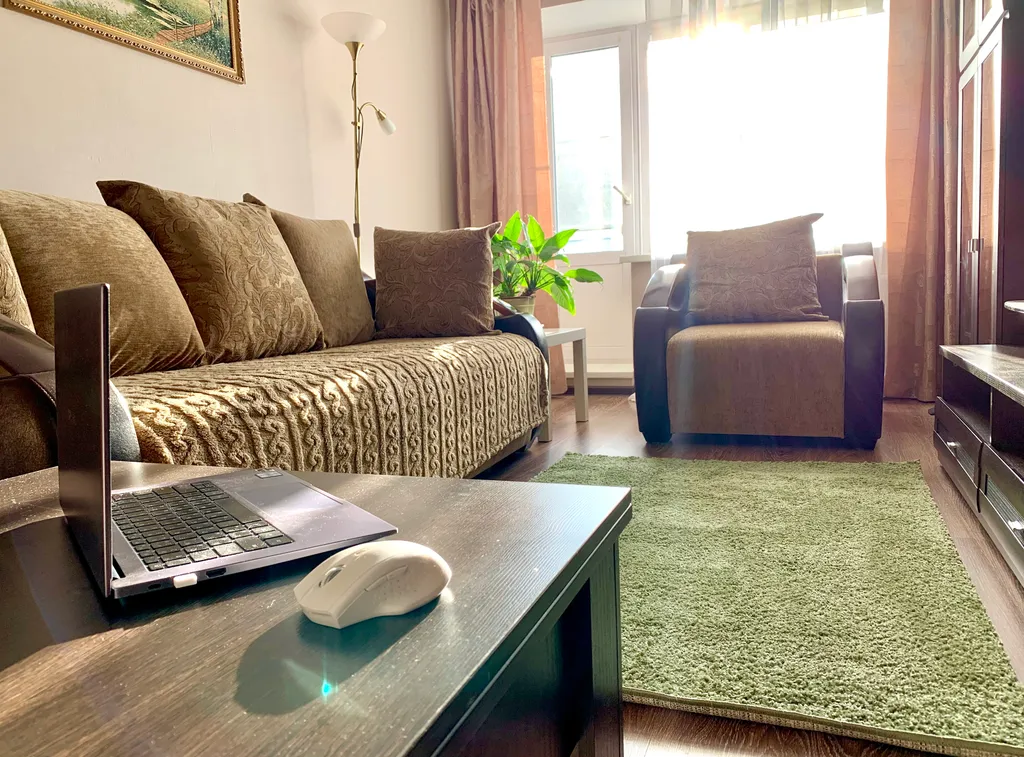 Квартира Просторная трешка в самом центре города — аренда посуточно в Каменск-Уральский