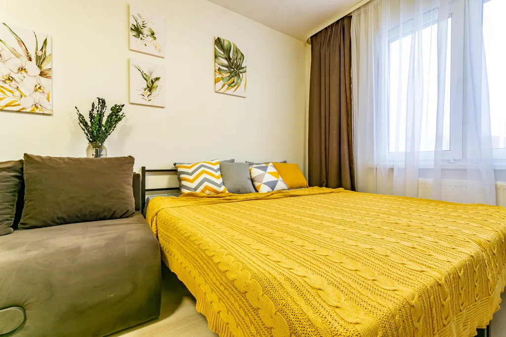 Квартира Студия в современном районе в современном районе — аренда посуточно в Екатеринбург