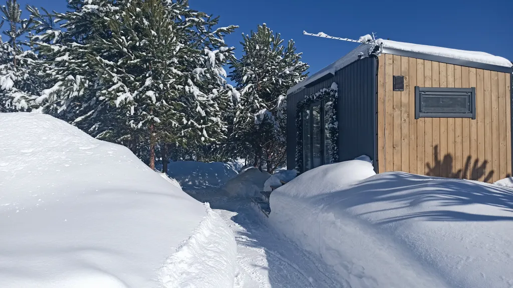 Коттедж 1-комнатный Дом — аренда посуточно в Белая Холуница