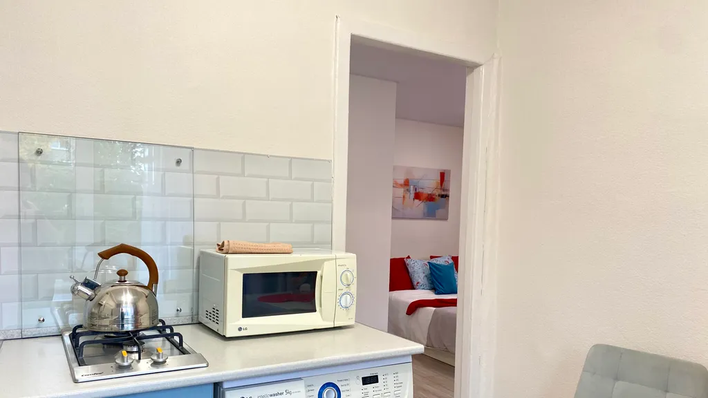 Алая квартира у парка