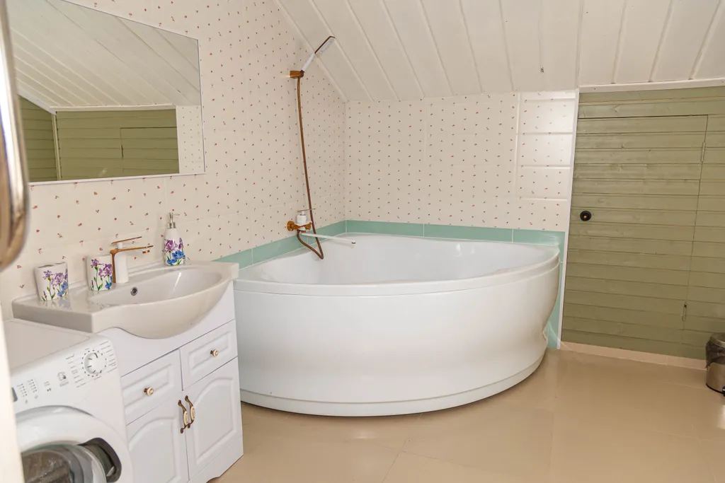 Зелёный дом-дача