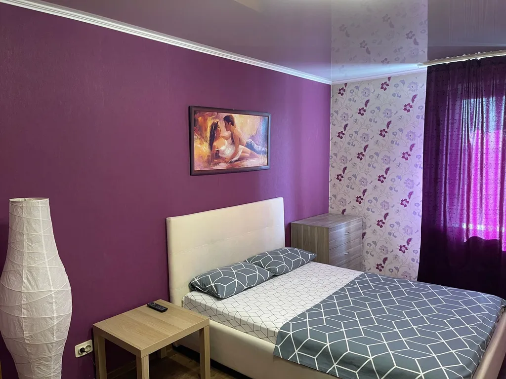 Квартира Рядом Стадион Красная Звезда, СибГУФК, СКК Блинова, СК Авангард — аренда посуточно в Омск