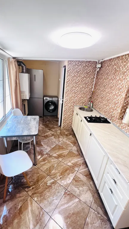 Квартира Студия в 100 метрах от Массандровского пляжа — аренда посуточно в Ялта