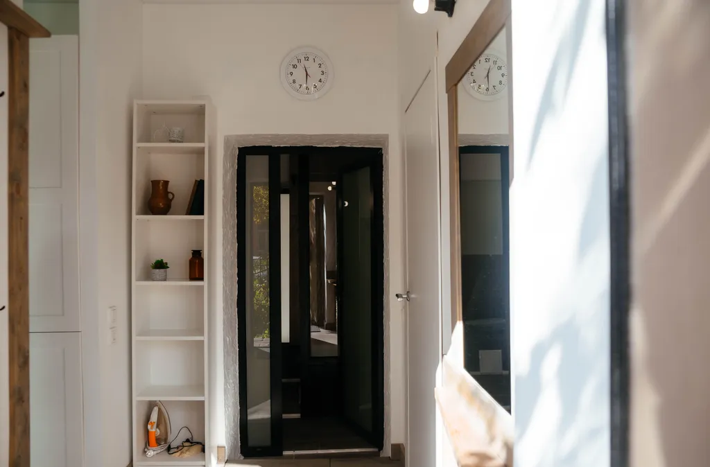 Квартира Квартира в центре с отдельным входом и парковкой под окном — Ярославль