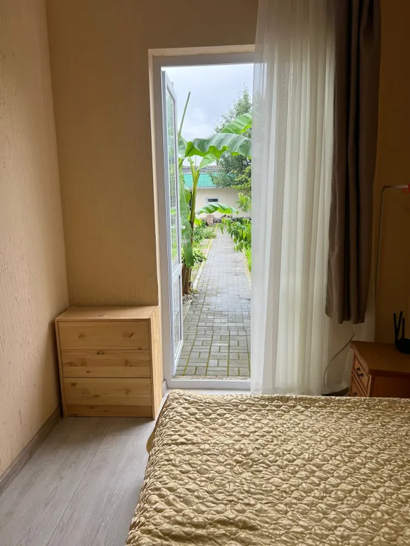 Квартира Двухместный номер стандарт на 1 этаже с отдельным входом и собственным — Сухум