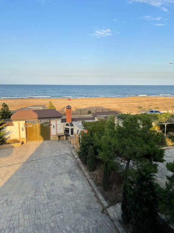 Дом с видом на море