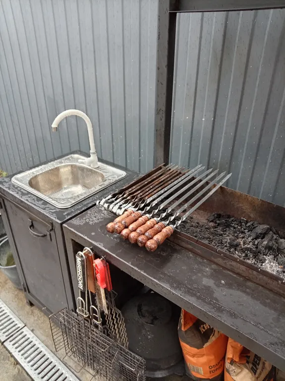 Дом с бассейном