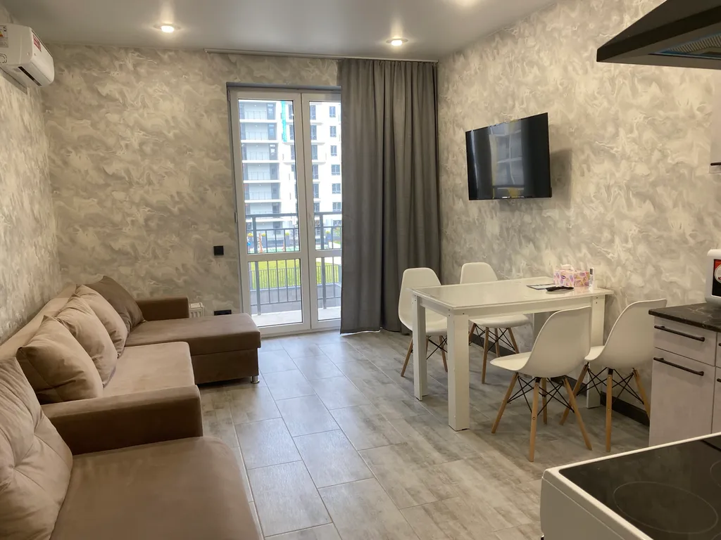 Студия у реки