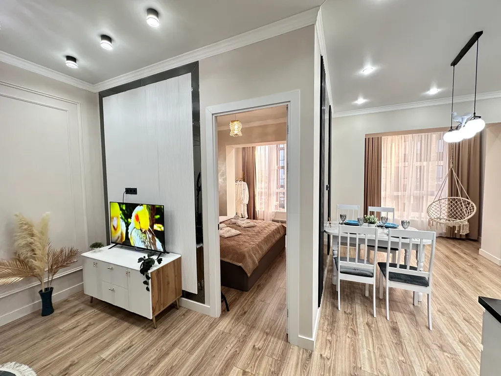 Евродвушка в ЖК Комфорт Сити с видом на горы, рядом с ТЦ MEGA