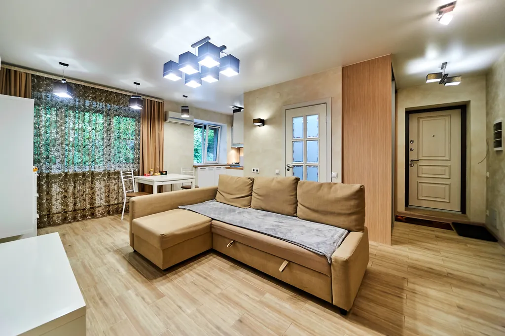 Квартира Отличная студия в центре рядом с парком Блонье и Крепостной стеной — аренда посуточно в Смоленск