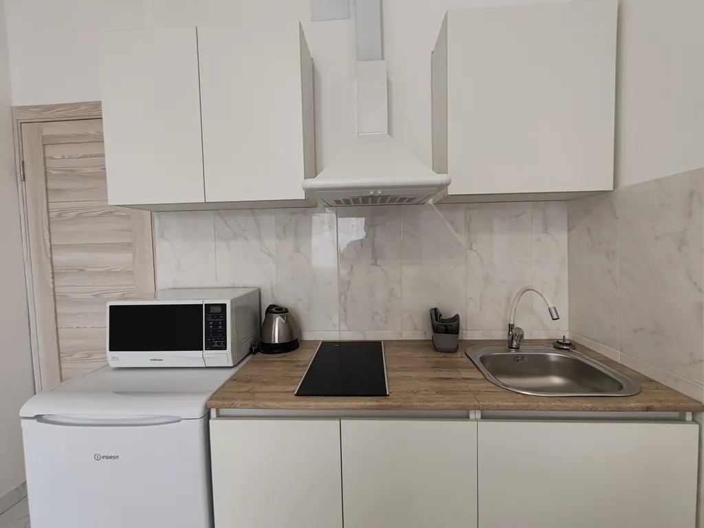 Znsrent Металлургов 106