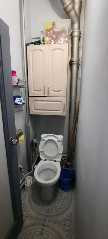 Просторная комната в винтажной квартире