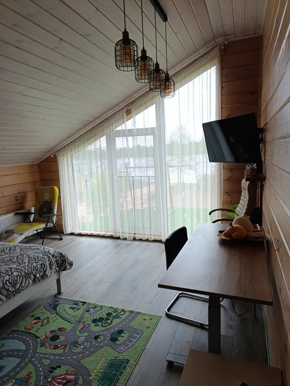 Дом с видом на озеро Ричи в заказнике