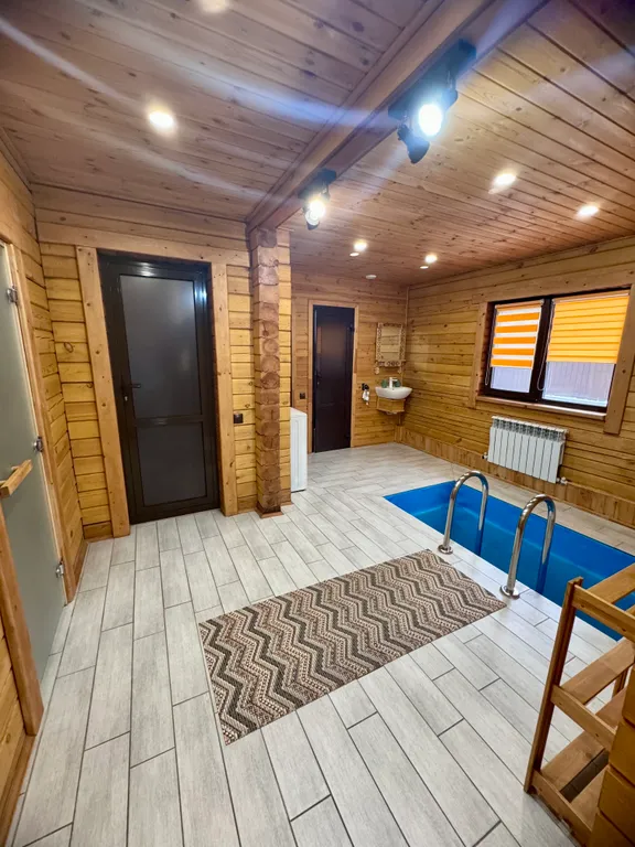 Коттедж в курортной зоне с видом на горы