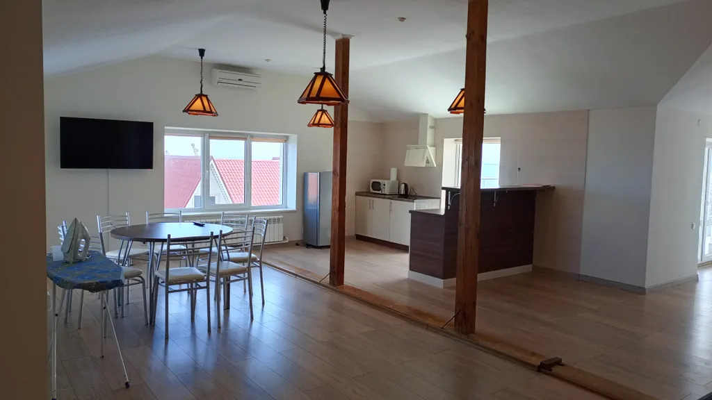 Трёхкомнатная квартира с панорамным видом на море и горы