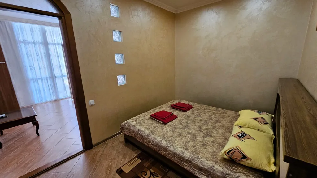 Апартаменты "Феодосийский залив" (двухкомнатные апартаменты №4)