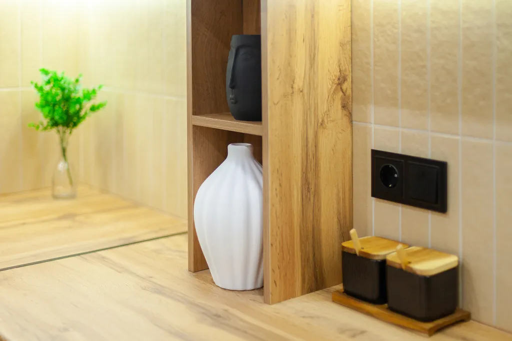 У набережной