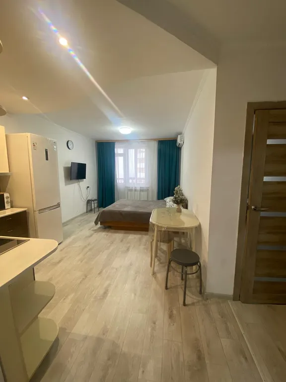 Уютная квартира на 5 мест рядом с Военным Госпиталем, БСМП, ТЭНГЭРИ