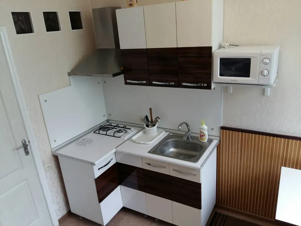 Коттедж Двухэтажный домик около набережной Ялты и Приморского пляжа — Ялта