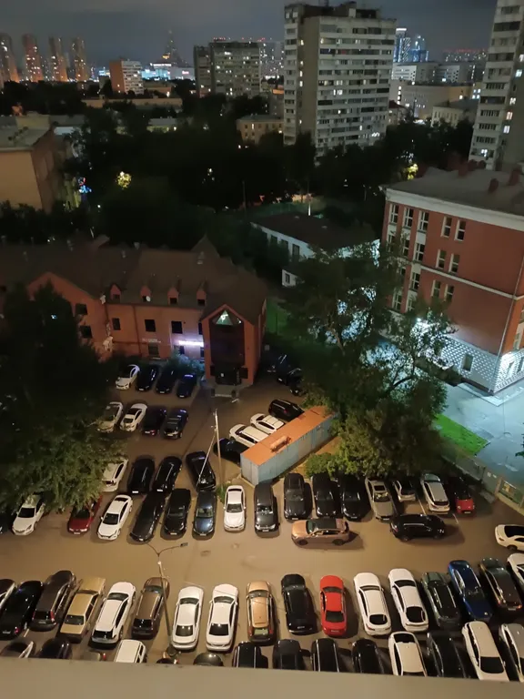 Квартира Уютная квартира в минуте ходьбы от метро — Москва
