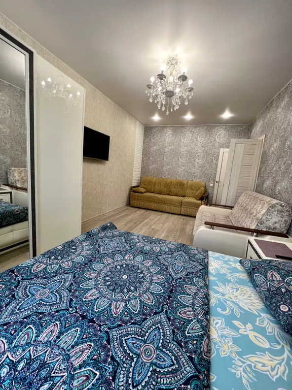 Двухкомнатная квартира у Золотых Ворот