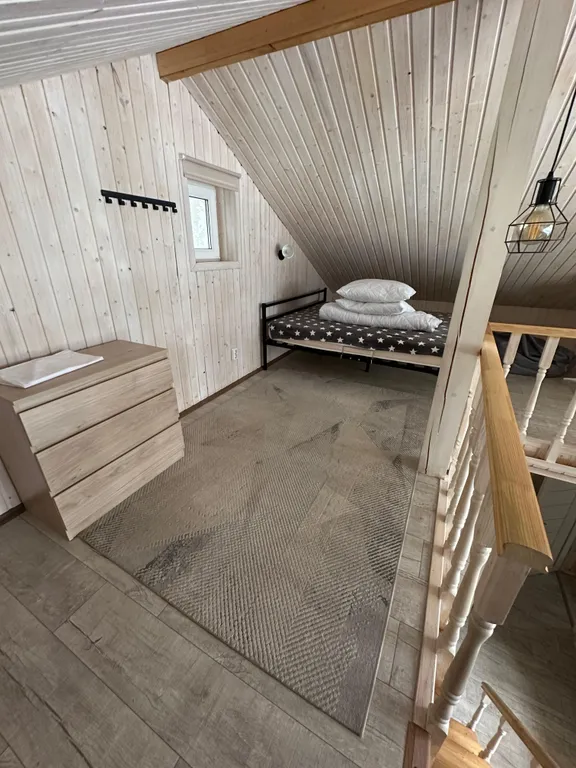 Дом с видом на озеро рядом с Ладожскими шхерами